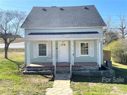 312 Hickory Street sold home in Pacific Mills, Granite Falls, NC