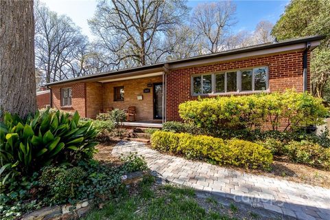 2425 Arnold Drive