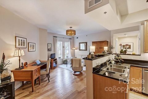 1320 Fillmore Avenue 322