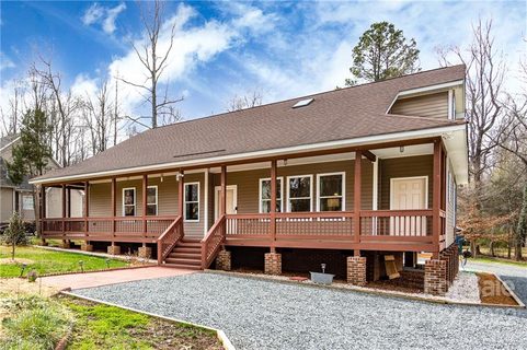8203 Knollwood Circle sold home in Knollwood Acres, Charlotte, NC