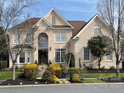 4007 Beach Club Lane
