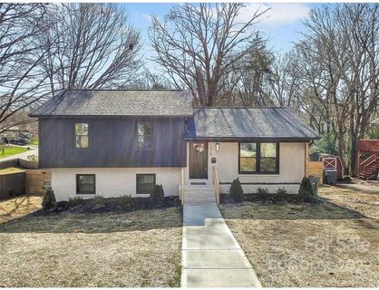 1628 Starbrook Drive
