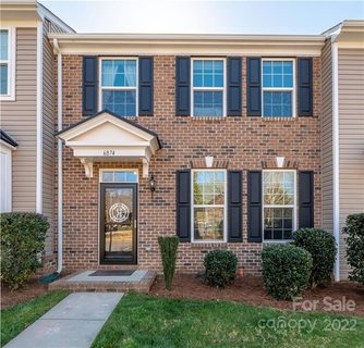 6874 Colonial Garden Drive