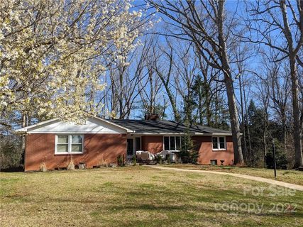 17 Fox Chase Road