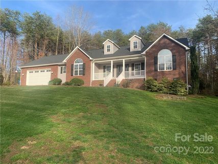 412 Grapevine Circle