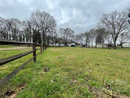 3110 Roberta Road sold manufactured home in Wolf Meadow Acres, Concord, NC