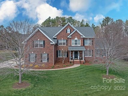 613 Maple Valley Court sold home in Lake Forest Preserve, Weddington, NC