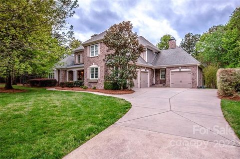 107 Barefoot Lane