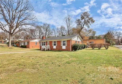4900 Galax Drive sold home in Bingham Park, Charlotte, NC