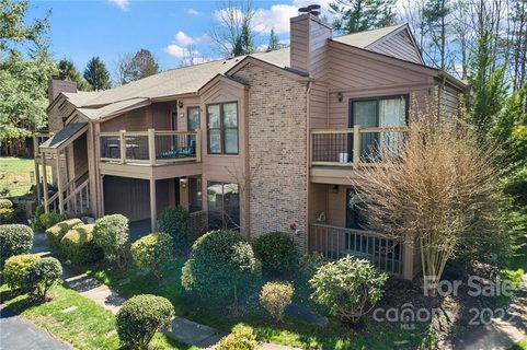 59 Ravencroft Lane