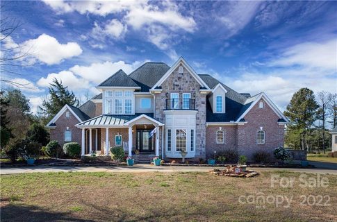 1223 Springlake Road sold home in Springlake Estates, York, SC