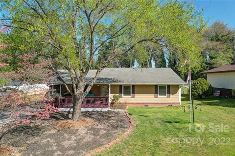 704 Oakwood Lane 13 sold home in FOREST ACRES, Gastonia, NC