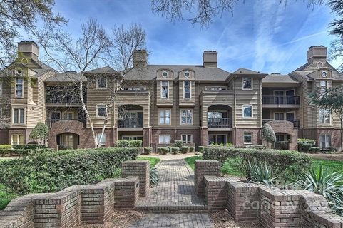 Previously sold for $320,000