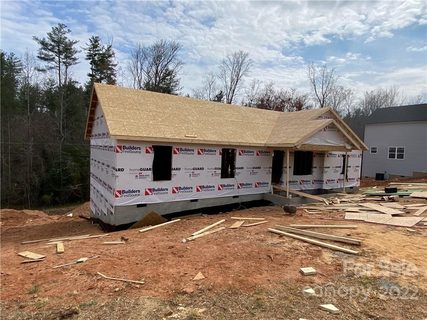 1715 Greenbrooke Road sold home in Greenbrook, Hudson, NC