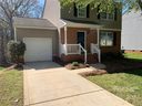 8232 Lamplighter Place sold home in Charlotte, SC