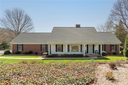215 Hawthorn Drive sold home in Hendersonville, SC
