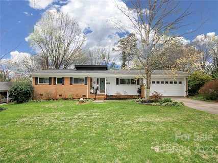 1626 Woodberry Road