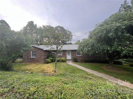 114 Falling Waters Road 2 sold condo in Brookside Manor, Hendersonville, NC