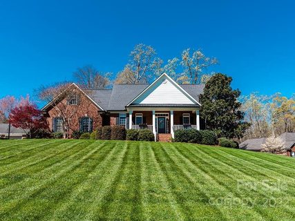 7656 Maple Bluff Lane sold home in Maple Bluff, Concord, NC
