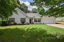 14523 Sapphire Lane sold home in Pineville, SC