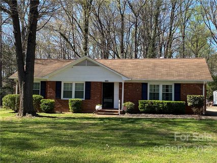 6613 Elm Forest Drive