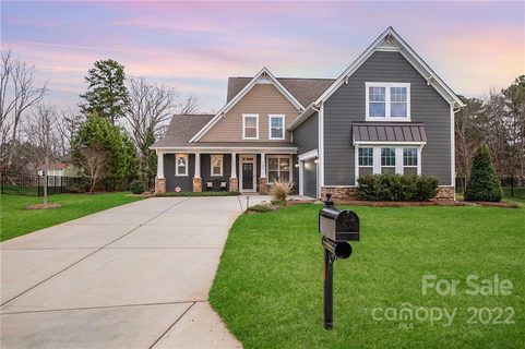 7682 Lazy Hollow Lane