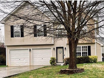 146 Madelia Place