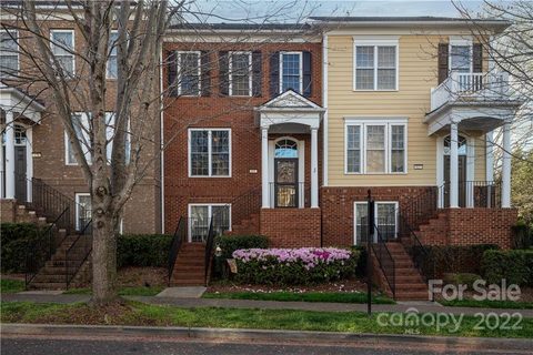 825 Granby Drive