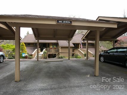 106 Live Oak Lane