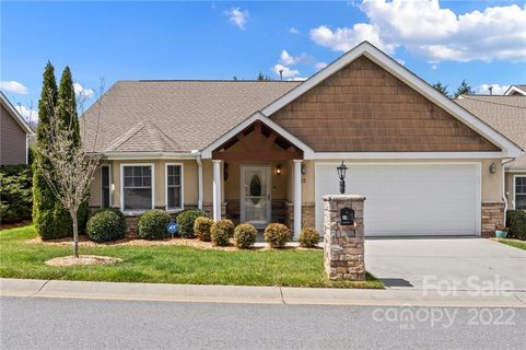 48 Denali Lane sold home in Castle Creek Village, Waynesville, NC