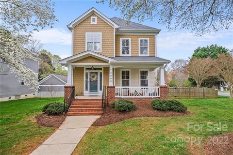 15202 Norman View Lane