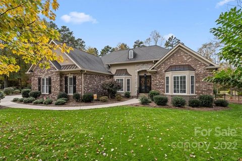 10204 Scarlet Crest Court