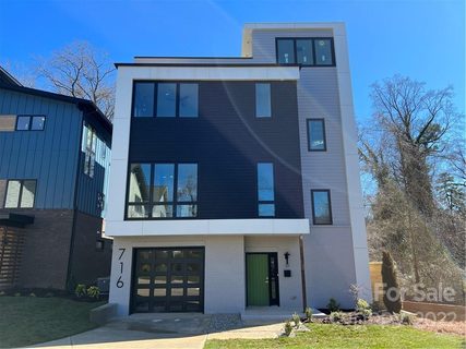 716 Waco Street