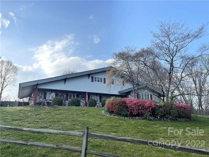 2466 Sweetbriar Circle sold home in Cloverdale, Lenoir, NC