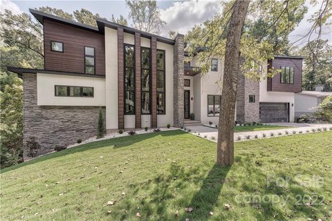 2810 Huntingtowne Farms Lane