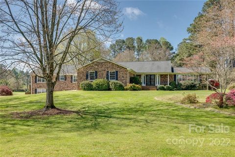 Previously sold for $700,000