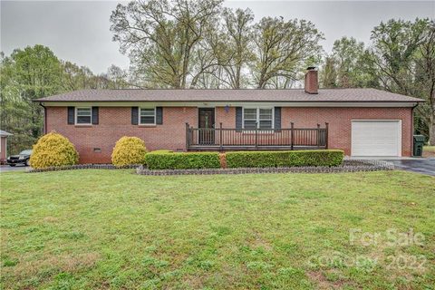 1118 E Main Street