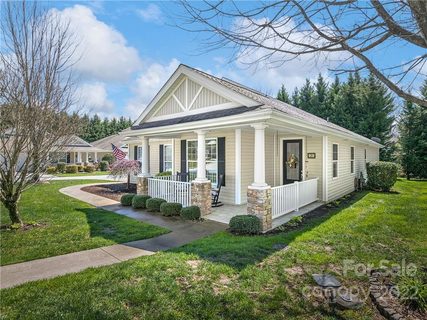 7 Eagle Ridge Lane sold home in Eagle Pointe, Flat Rock, NC