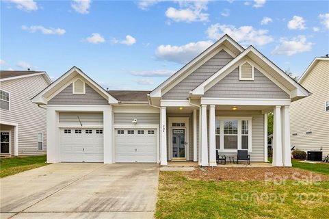 724 Tulip Tree Place