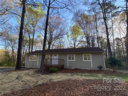 1583 Green Circle Drive sold home in Green Acres, Gastonia, NC