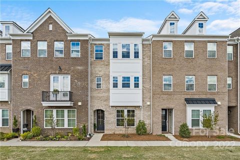 7949 Reunion Row Drive