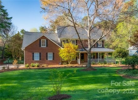 123 Fairway Drive sold home in Fairway Estates, Mooresville, NC