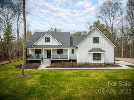 920 River Bend Drive sold home in Bend Of Ivy, Mars Hill, NC