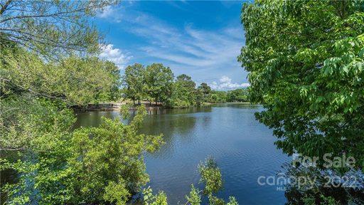 8093 Cedar Glen Drive sold condo in Fox Ridge, Charlotte, NC
