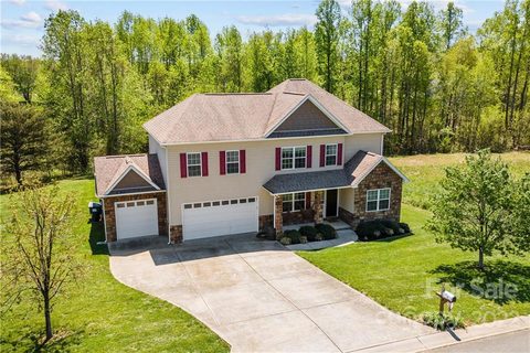 132 Wheatfield Drive