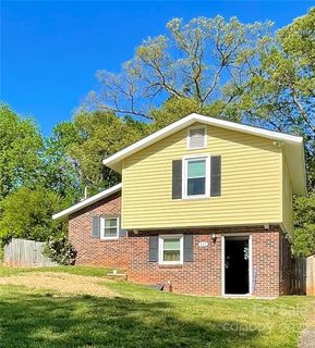 Previously sold for $261,000