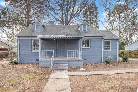 2721 Mayflower Road