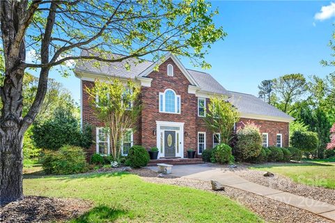 8824 Taunton Drive