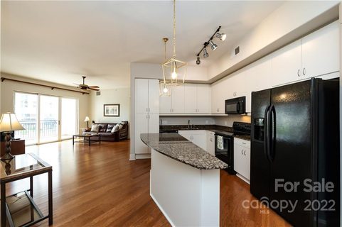 4625 Piedmont Row Drive 306