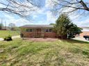 1013 Cloverdale Lane sold home in Dallas, SC